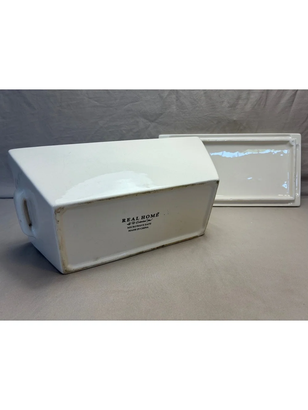 Real Home White Ceramic Rectangular Covered Storage Dish